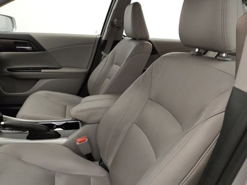 Used 2015 Honda Accord EX-L image 17