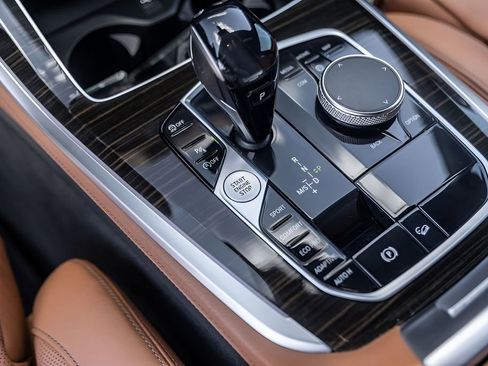 Used 2019 BMW X5 xDrive40i AWD/4WD image 19