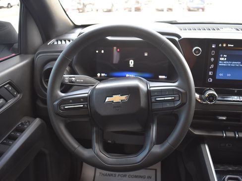 Used 2025 Chevrolet Colorado W/T RWD image 34