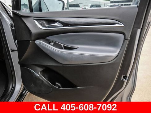 Used 2024 Buick Enclave Essence w/ Sport Touring Edition FWD image 18