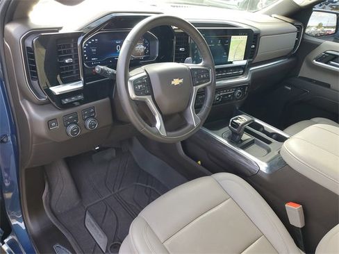 Used 2024 Chevrolet Silverado 1500 LTZ w/ Technology Package image 6