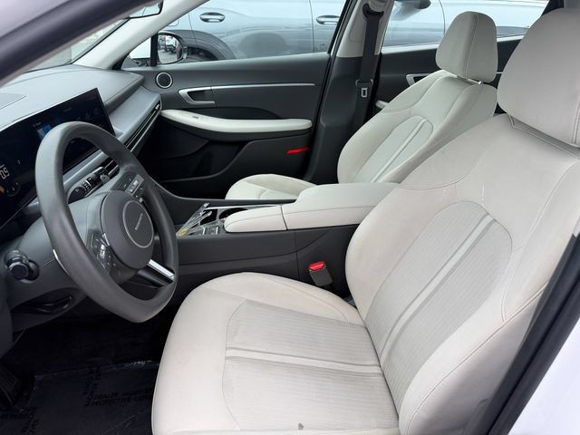 Used 2025 Hyundai Sonata SEL FWD image 12