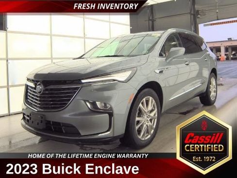 Used 2023 Buick Enclave Essence w/ Experience Buick Package FWD image 1
