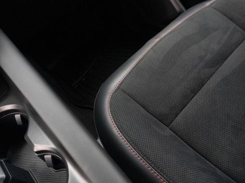 Used 2025 Ford Explorer ST RWD image 33