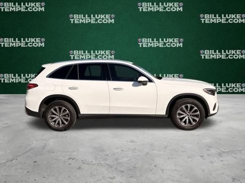 Used 2024 Mercedes-Benz GLC 300 image 3