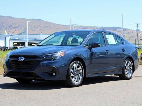 Certified 2025 Subaru Legacy Limited image 8