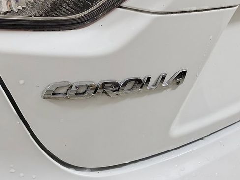 Used 2021 Toyota Corolla LE FWD image 9