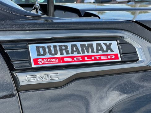 Used 2022 GMC Sierra 3500 AT4 w/ AT4 Preferred Package AWD/4WD image 26