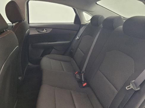 Used 2021 Kia Forte LXS FWD image 18