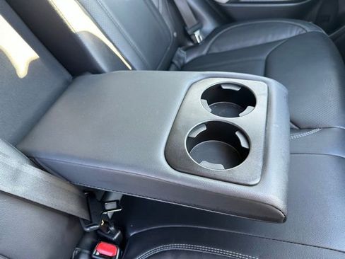 Used 2023 Subaru Forester Limited image 33