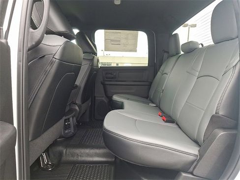 Used 2023 RAM 3500 Tradesman w/ Chrome Appearance Group image 10