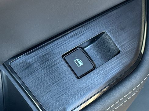 New 2026 Nissan Rogue SV image 30