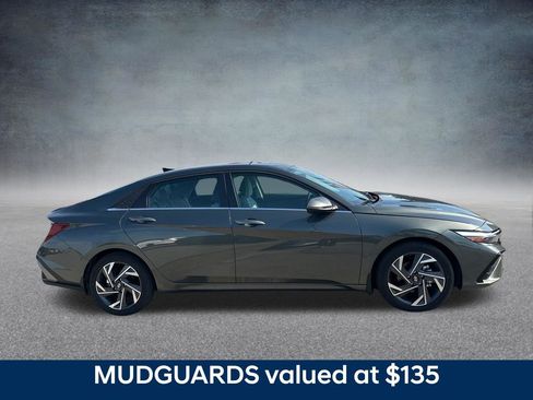 New 2025 Hyundai Elantra Limited image 3