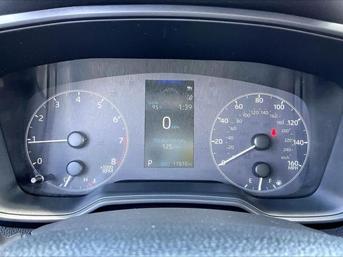 Used 2025 Toyota Corolla LE FWD image 24
