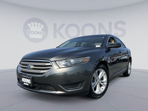 Used 2015 Ford Taurus SE FWD image 1