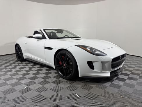 Used 2015 Jaguar F-TYPE S image 6