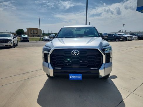 Used 2022 Toyota Tundra SR5 image 2