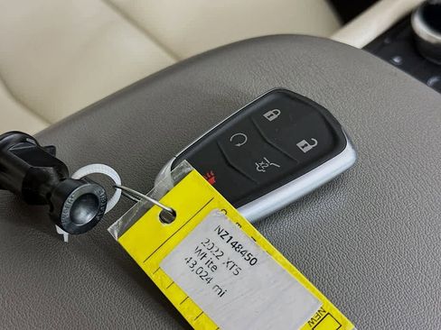 Used 2022 Cadillac XT5 Premium Luxury image 22