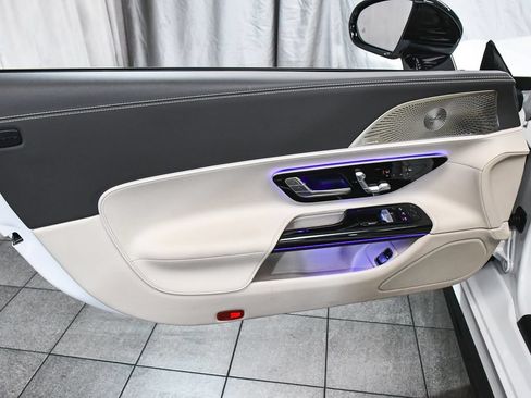 Used 2025 Mercedes-Benz AMG GT 55 image 9