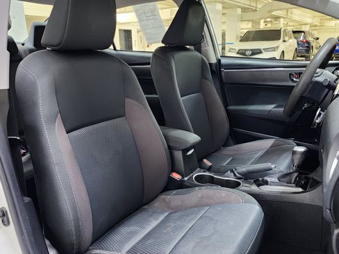 Used 2017 Toyota Corolla LE FWD image 23