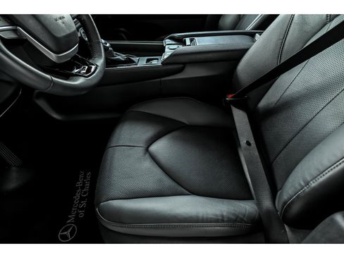 Used 2024 Toyota Grand Highlander AWD image 11