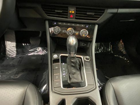 Used 2019 Volkswagen Jetta SE image 30