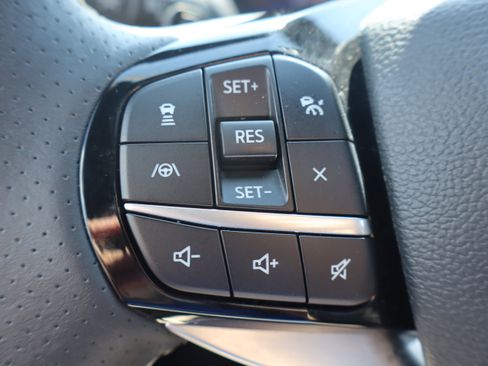 Used 2022 Ford Explorer ST w/ Equipment Group 401A AWD/4WD image 18