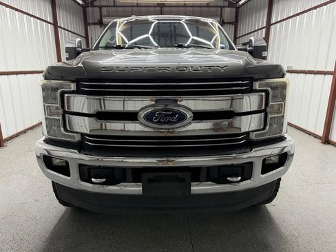 Used 2017 Ford F250 Lariat w/ Chrome Package AWD/4WD image 2
