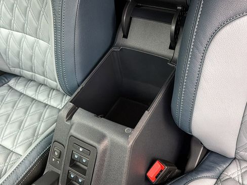 Used 2025 Ford Bronco Heritage Edition image 27