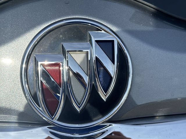 Used 2018 Buick Enclave Essence FWD image 30