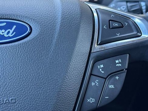 Used 2024 Ford Edge SEL image 39