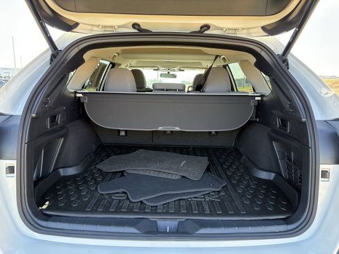 Certified 2025 Subaru Outback Premium AWD/4WD image 12