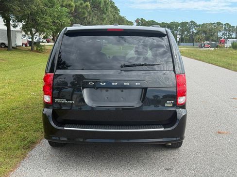 Used 2019 Dodge Grand Caravan SXT FWD image 8