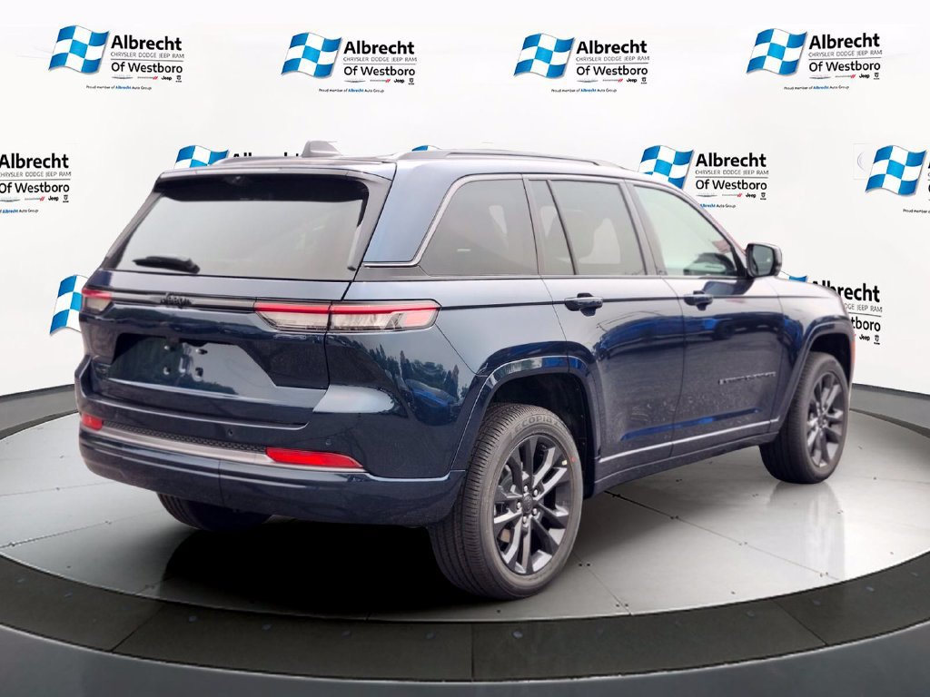 New 2026 Jeep Grand Cherokee Limited AWD/4WD image 5