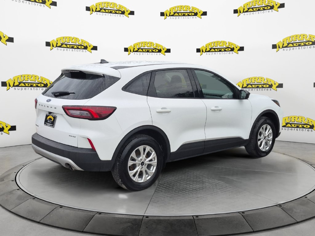 Used 2025 Ford Escape Active AWD/4WD image 5