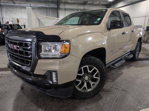Used 2022 GMC Canyon AT4 w/ Trailering Package AWD/4WD image 6