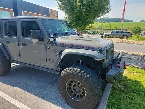 Used 2020 Jeep Wrangler Unlimited Rubicon AWD/4WD image 2