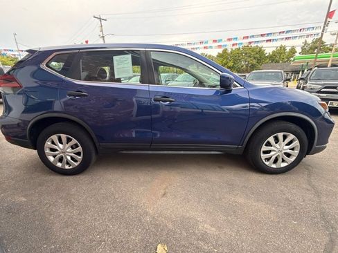 Used 2020 Nissan Rogue S AWD/4WD image 4