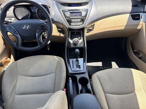 Used 2013 Hyundai Elantra GLS w/ Preferred Pkg FWD image 26