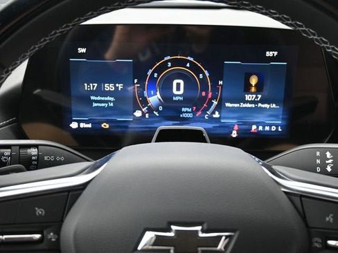 New 2026 Chevrolet Traverse LT w/ Enhanced Driving Package FWD image 31