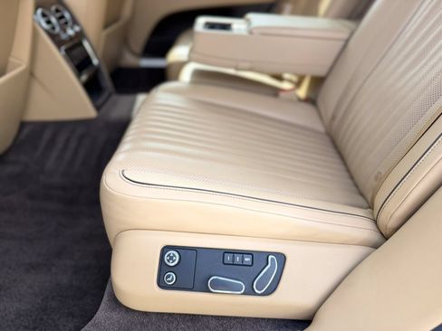 Used 2018 Bentley Flying Spur S V8 AWD/4WD image 16