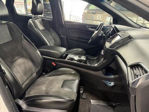 Certified 2019 Ford Edge ST w/ Equipment Group 401A AWD/4WD image 27