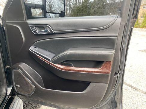 Used 2016 GMC Yukon SLE w/ Convenience Package image 25