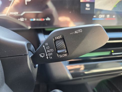 Used 2026 BMW 530i w/ M Sport Package image 28