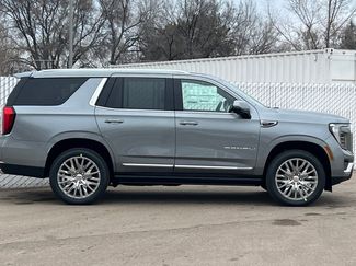 New 2026 GMC Yukon Denali w/ Denali Reserve Package video 3