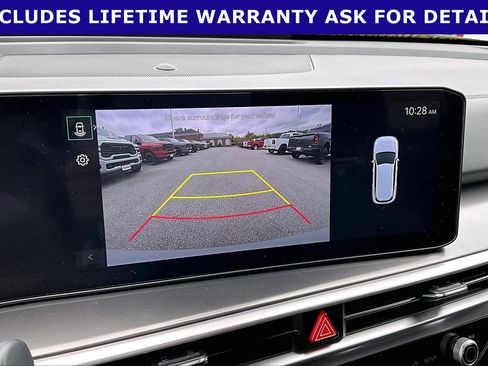 Used 2025 Kia Sorento S FWD image 18