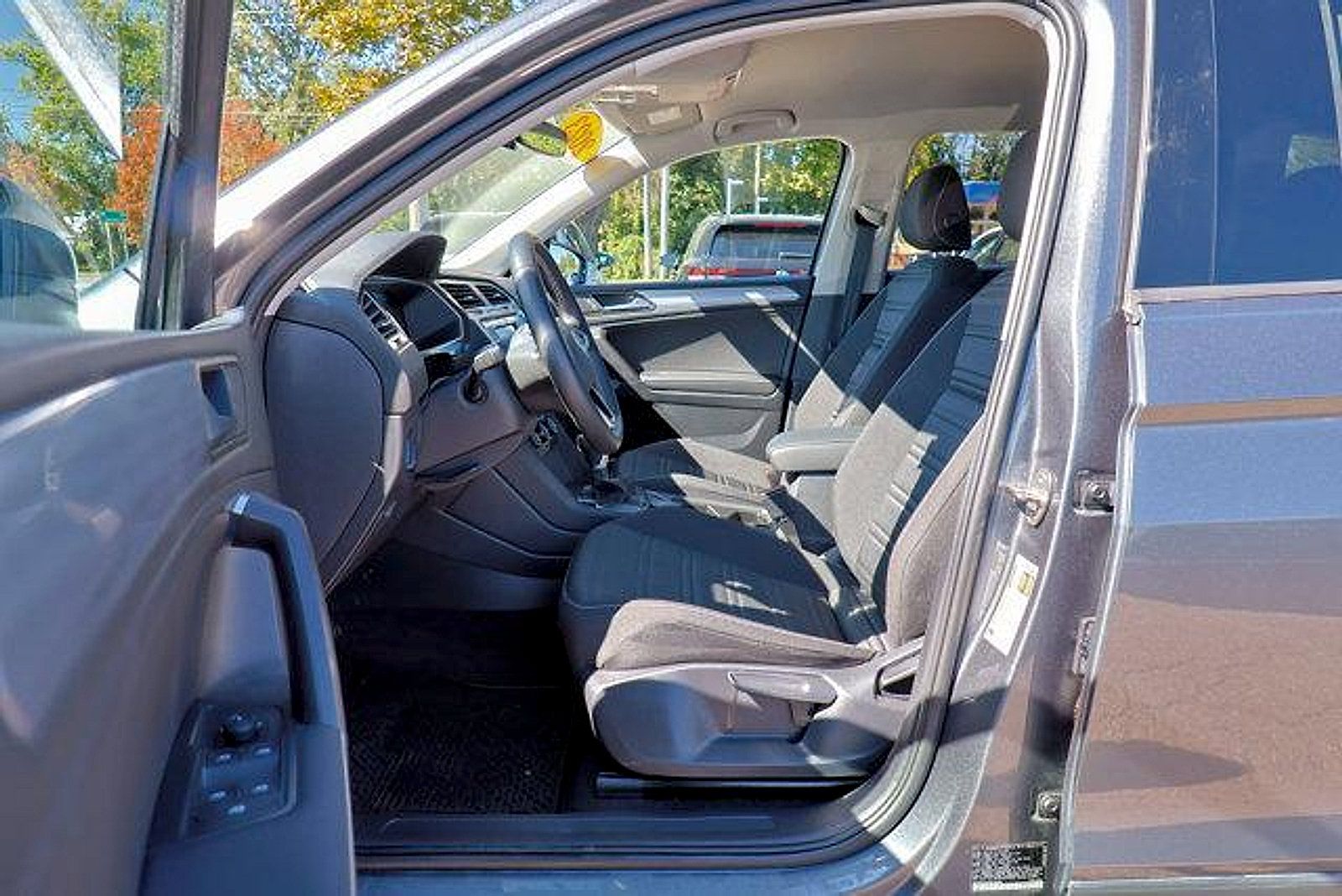 Used 2023 Volkswagen Tiguan S w/ Driver Assistance Package AWD/4WD image 10