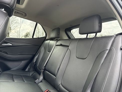 Used 2021 Buick Encore GX Essence w/ Advanced Technology Package image 28