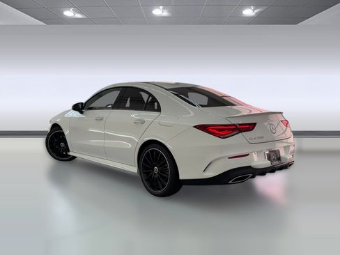 Used 2023 Mercedes-Benz CLA 250 image 3