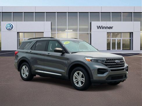 Used 2021 Ford Explorer XLT AWD/4WD image 7